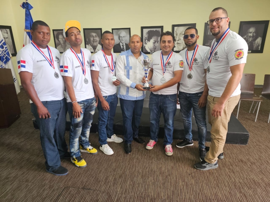 IV Campeonato Gubernamental de Ajedrez:  Peralta Romero asegura juego ajedrez  desarrolla capacidad de pensar